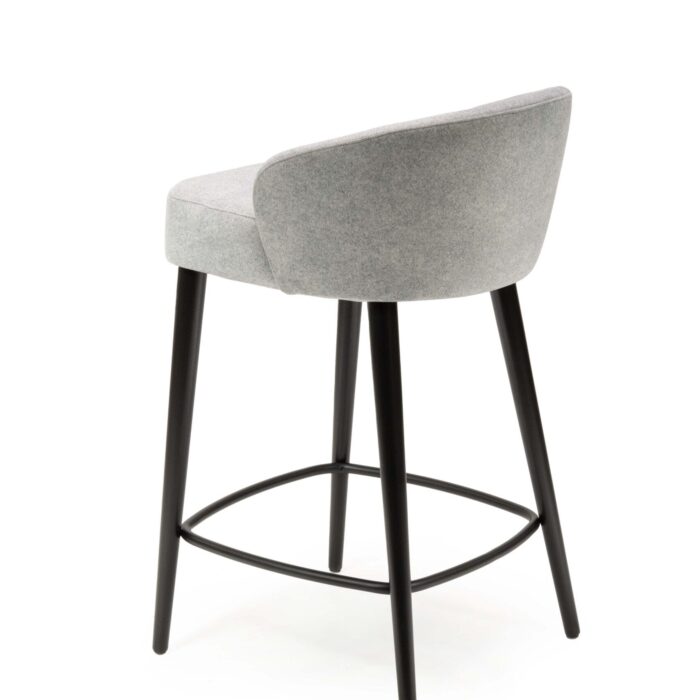 hoker tapicerowany niski mirek 5 hoker tapicerowany niski mirek 5